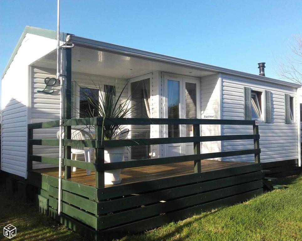 Mobile Home à Louannec Esterno foto
